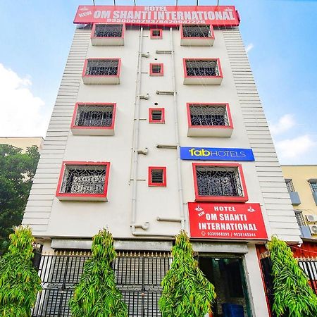 Fabexpress Om Shanti International Kolkata Exterior photo