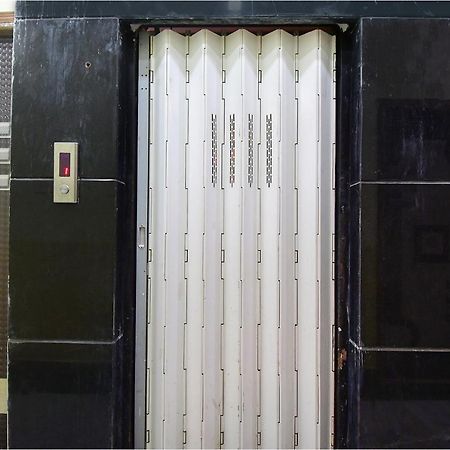 Fabexpress Om Shanti International Kolkata Exterior photo