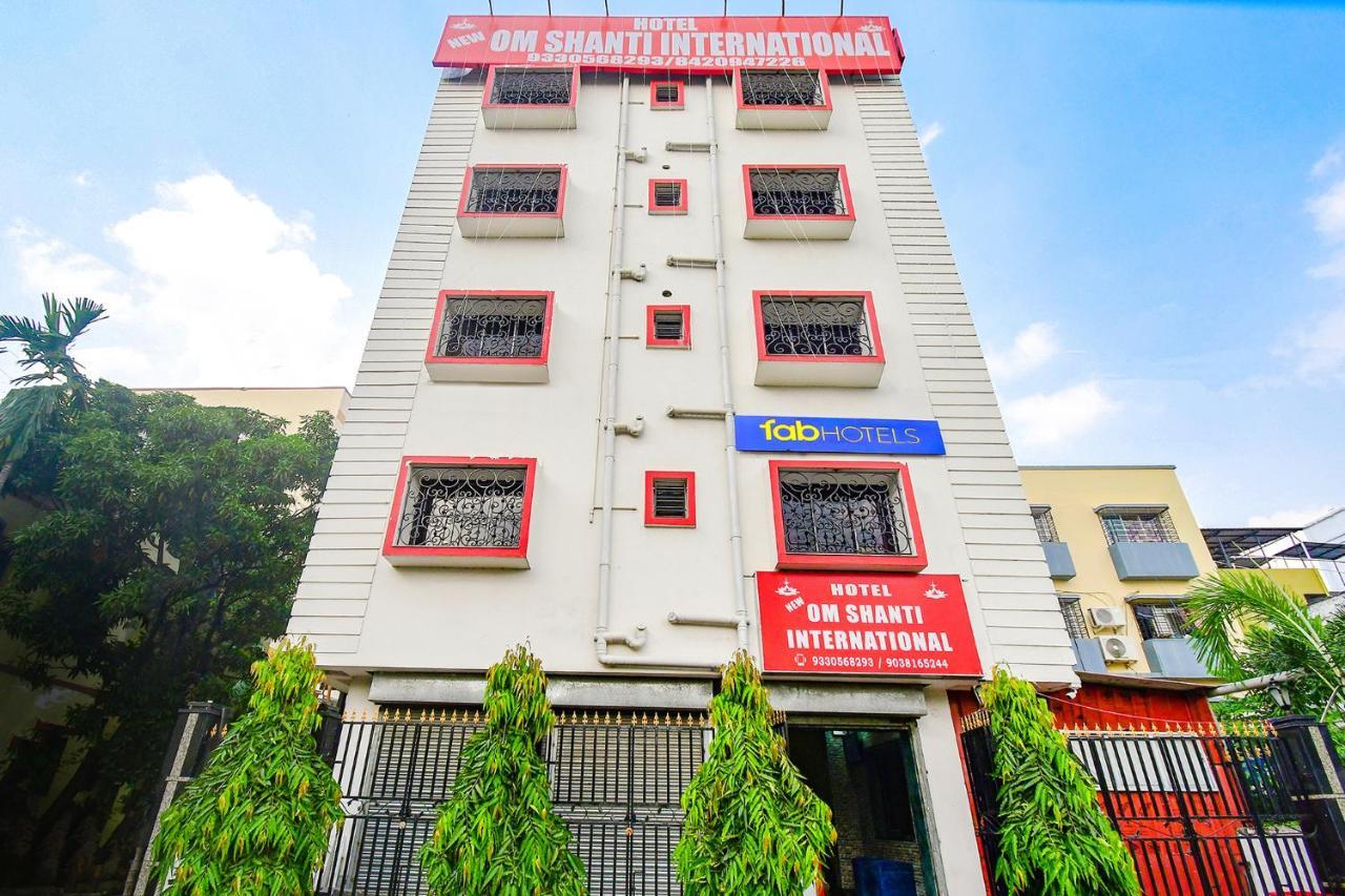 Fabexpress Om Shanti International Kolkata Exterior photo