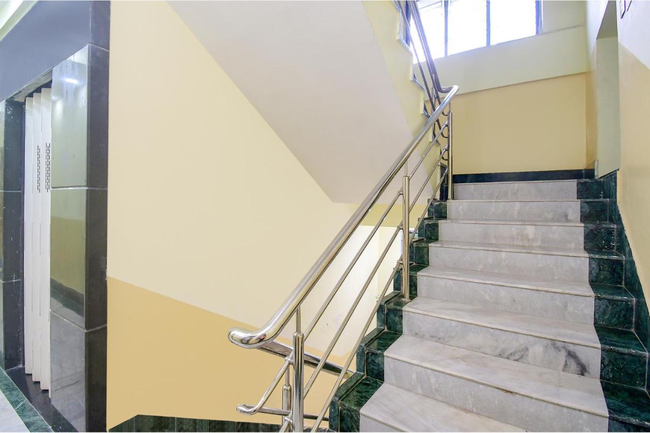 Fabexpress Om Shanti International Kolkata Exterior photo